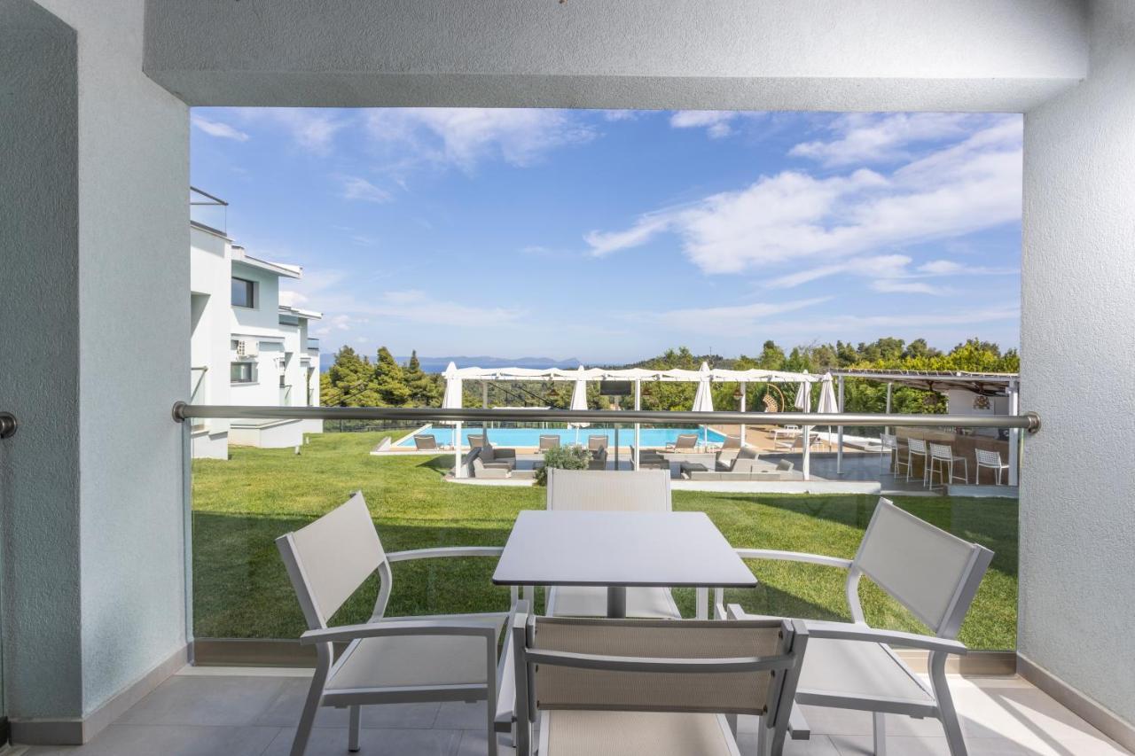 Blue Avenue Aparthotel Paliouri Buitenkant foto