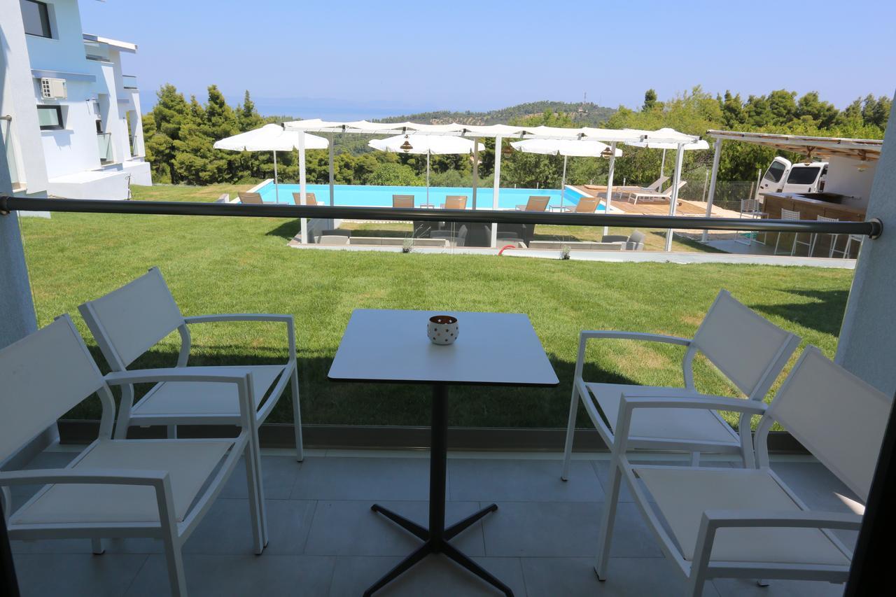 Blue Avenue Aparthotel Paliouri Buitenkant foto